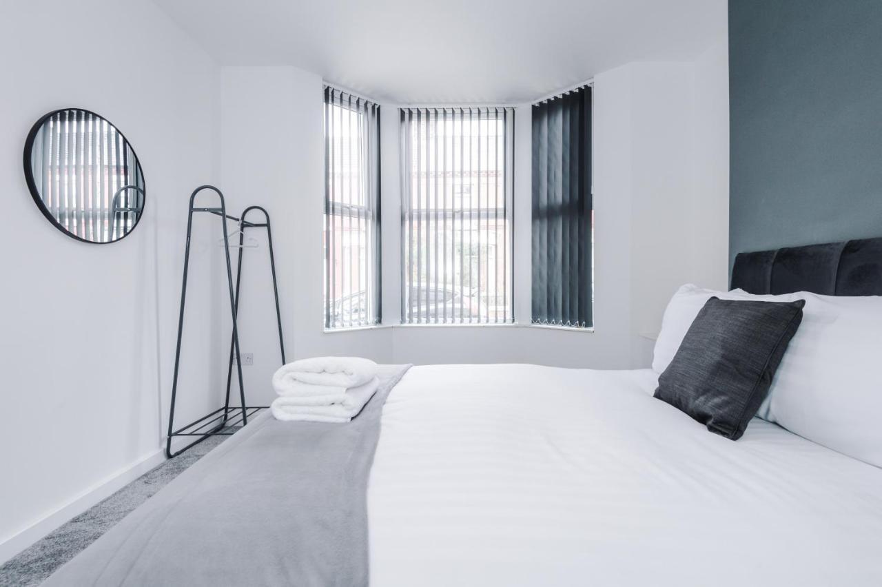 Cosy 3 Bed 3 Bath House - Central Liverpool -Self Check-In & Free Parking! Villa Ngoại thất bức ảnh